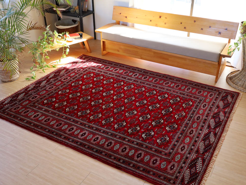 トルクメン絨毯　247×187cm