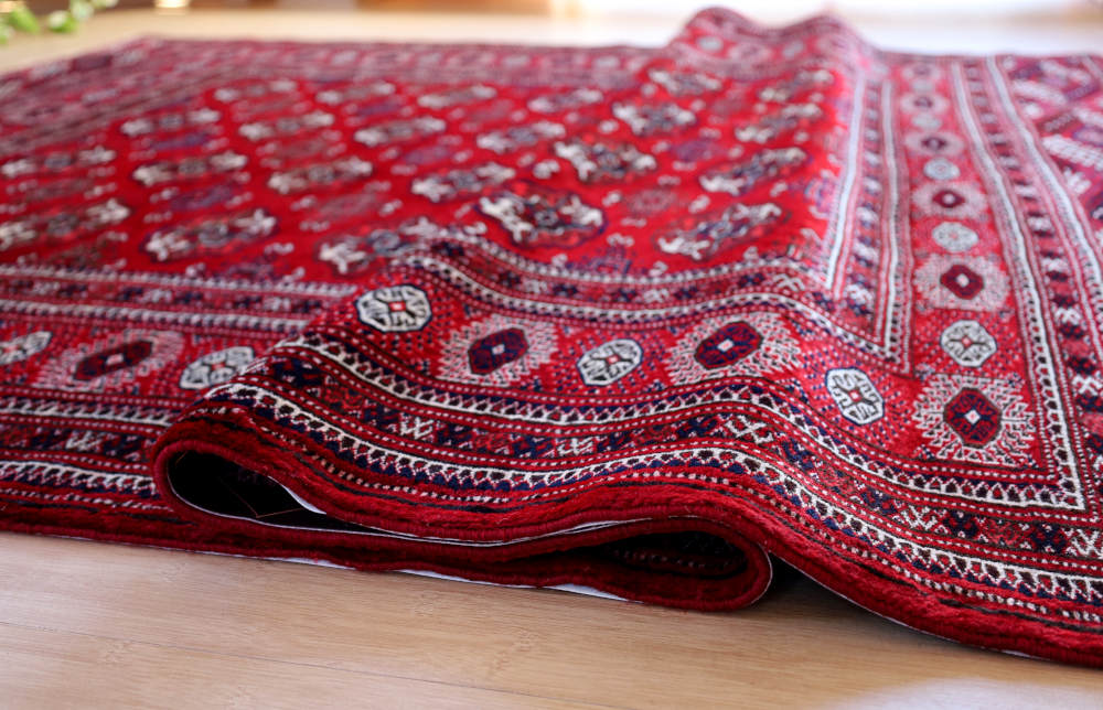 トルクメン絨毯　247×187cm