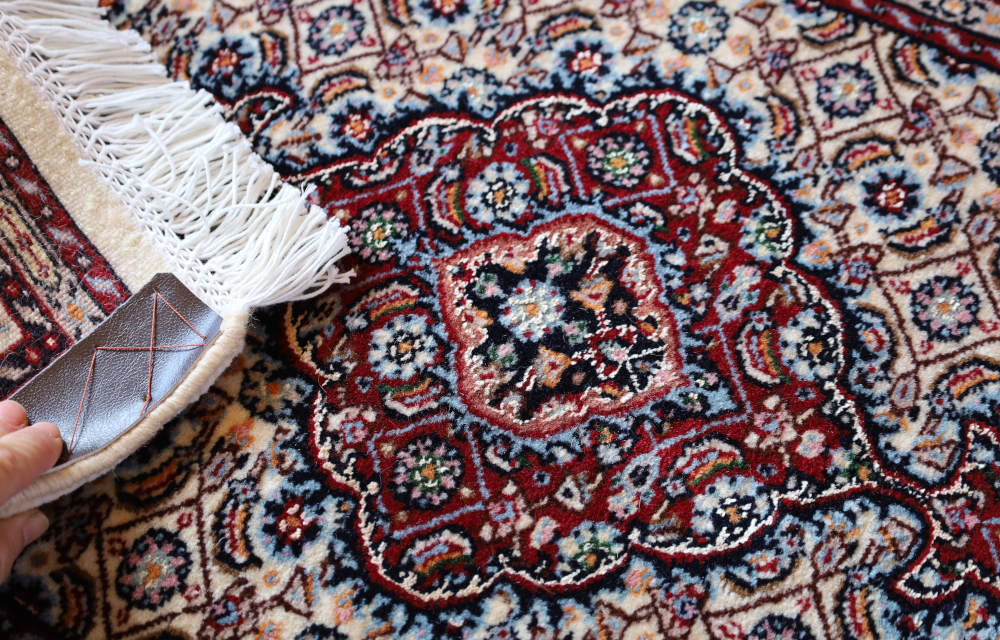 ペルシャ絨毯玄関マット イラン、ムード産 85×63cm ウール＆シルク　アイボリー