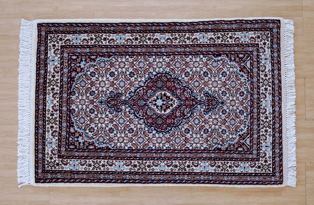 ペルシャ絨毯玄関マット イラン、ムード産 90×60cm ウール＆シルク　アイボリー