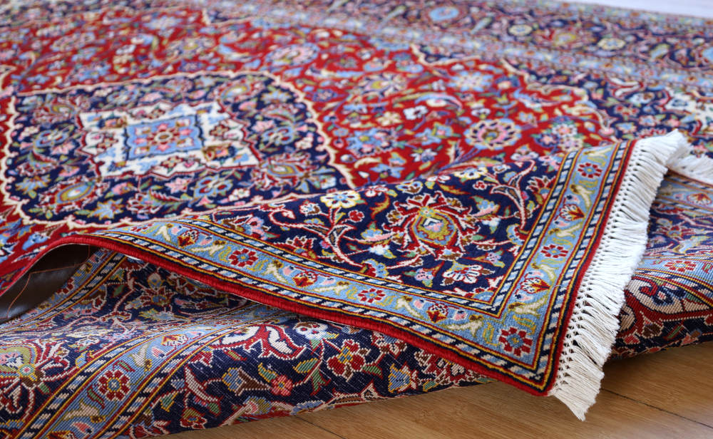 ペルシャ絨毯 イラン、カシャーン産 210×145cm 毛並の逆方向からみた模様