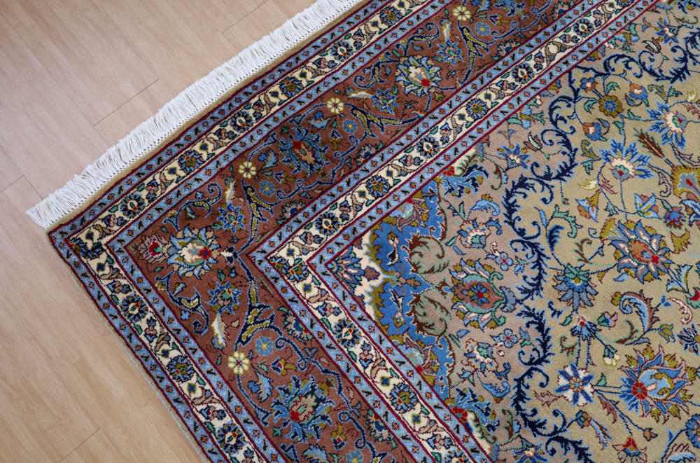 ペルシャ絨毯 イラン、カシャーン産 290×198cm 左上の角