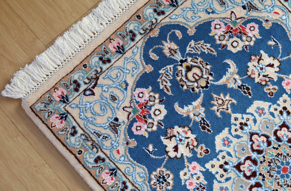 ペルシャ絨毯玄関マット イラン、ナイン産 88×61cm 角の模様の様子
