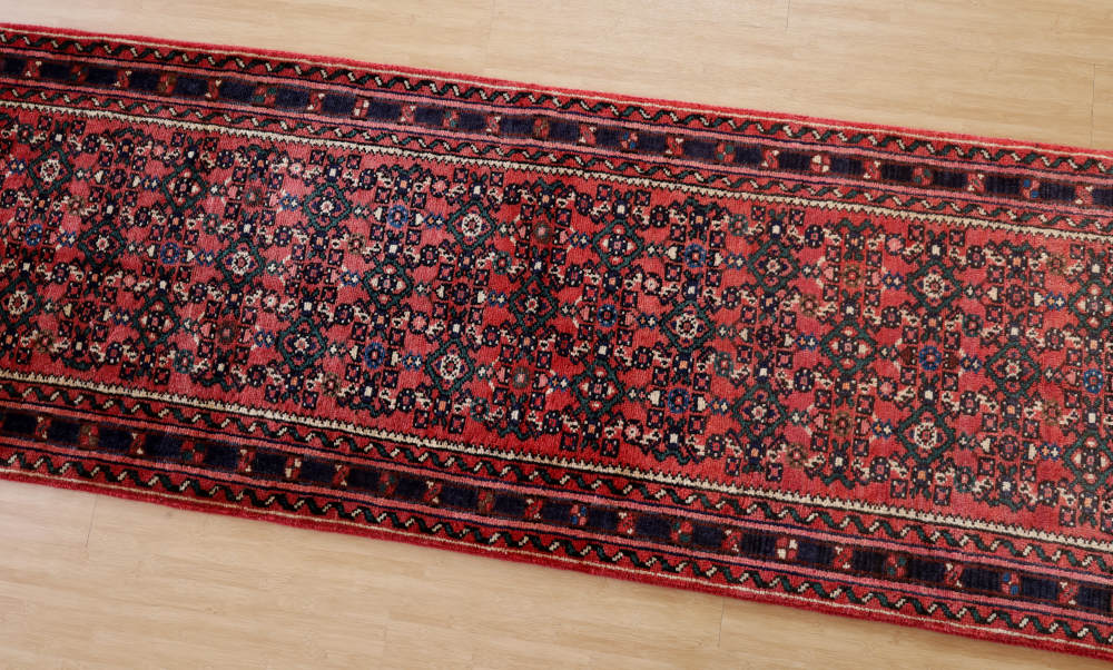 ペルシャ絨毯 ホセインアバッド産 205×71cm 上から見た全体像