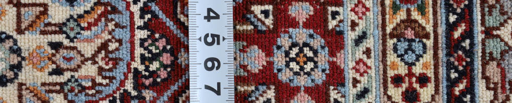 ペルシャ絨毯玄関マット イラン、ムード産 117×78cm の裏面の織り目の様子