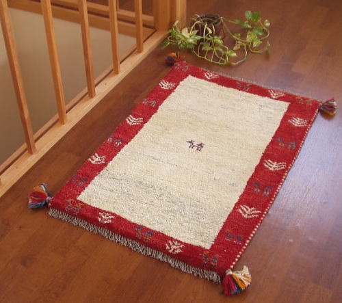 ギャッベ絨毯（ギャベ） 玄関マットサイズ 赤×白 cg10509 /家庭織りギャッベ＆キリム クラフトワーク