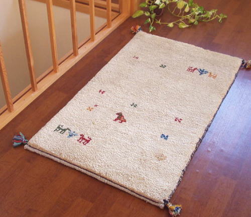 ギャッベ絨毯（ギャベ） 玄関マットサイズ 白 cg7701 /家庭織りギャッベ＆キリム クラフトワーク