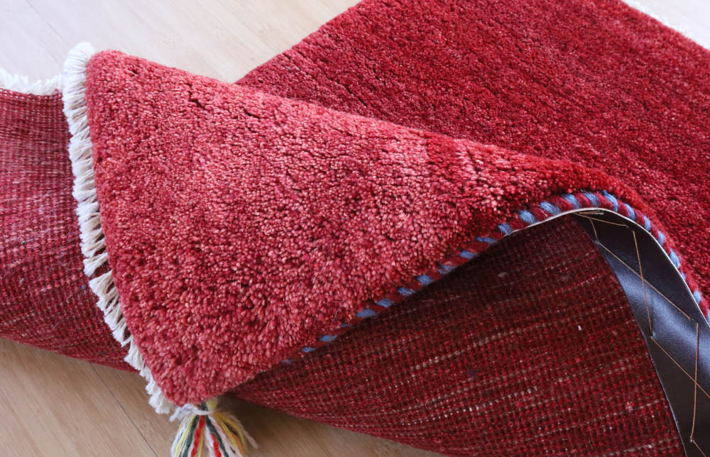 ギャッベ　玄関マットサイズ　95×56cm　赤