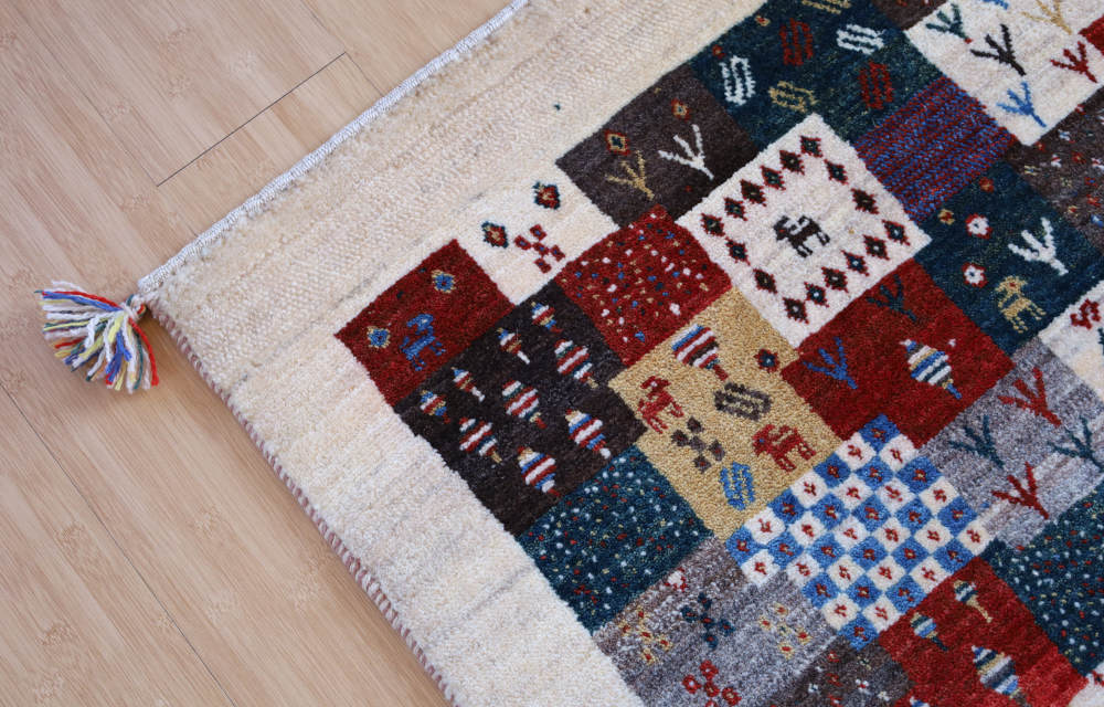 ギャッベ　124×81cm　アイボリー×ミックス