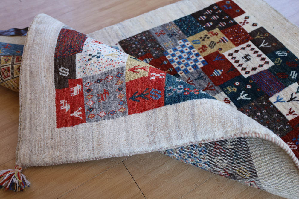 ギャッベ　124×81cm　アイボリー×ミックス