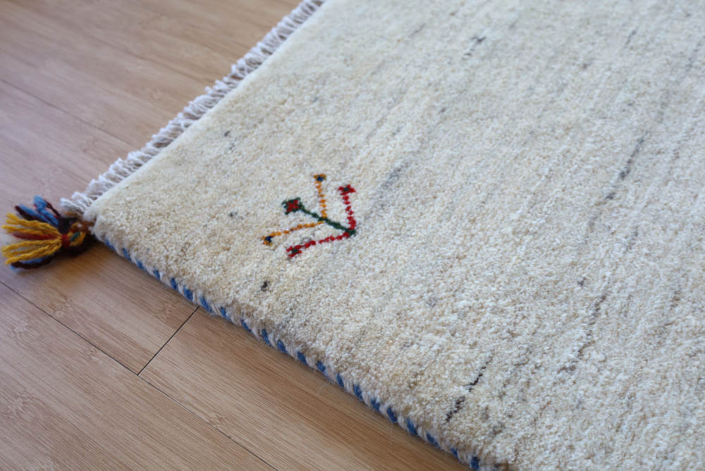 ギャッベ　玄関マットサイズ　90×62cm　アイボリー