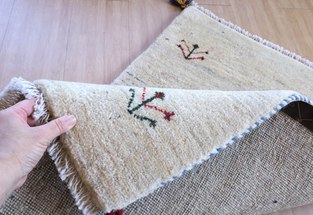 ギャッベ　玄関マットサイズ　90×62cm　アイボリー