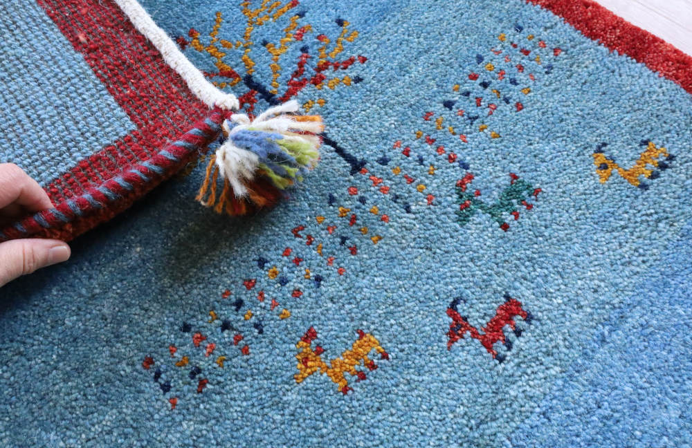 ギャッベ　123×82cm　赤×水色