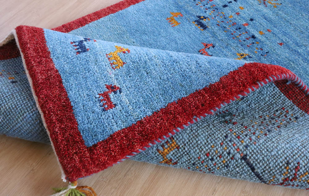 ギャッベ　123×82cm　赤×水色