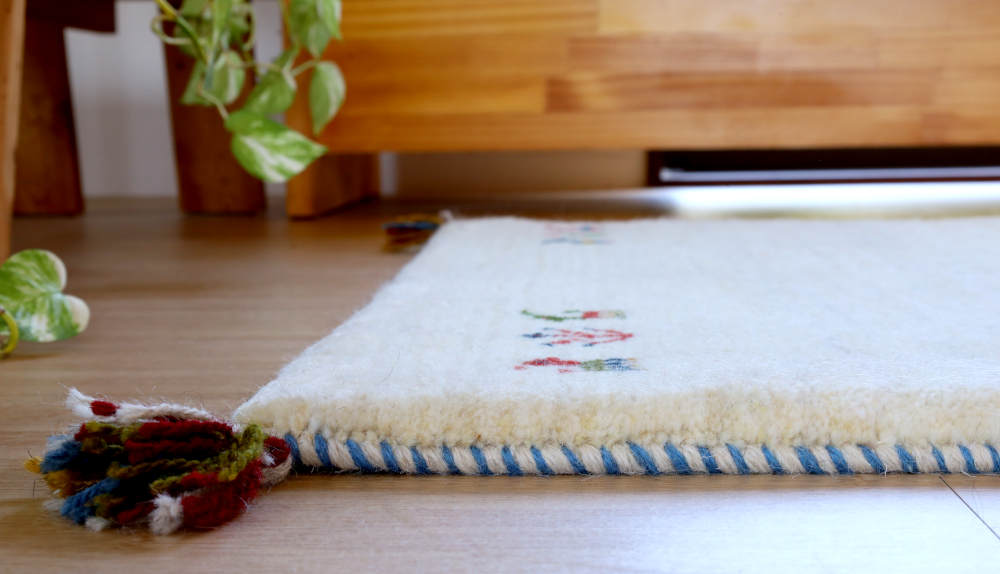 ギャッベ　126×79cm　白
