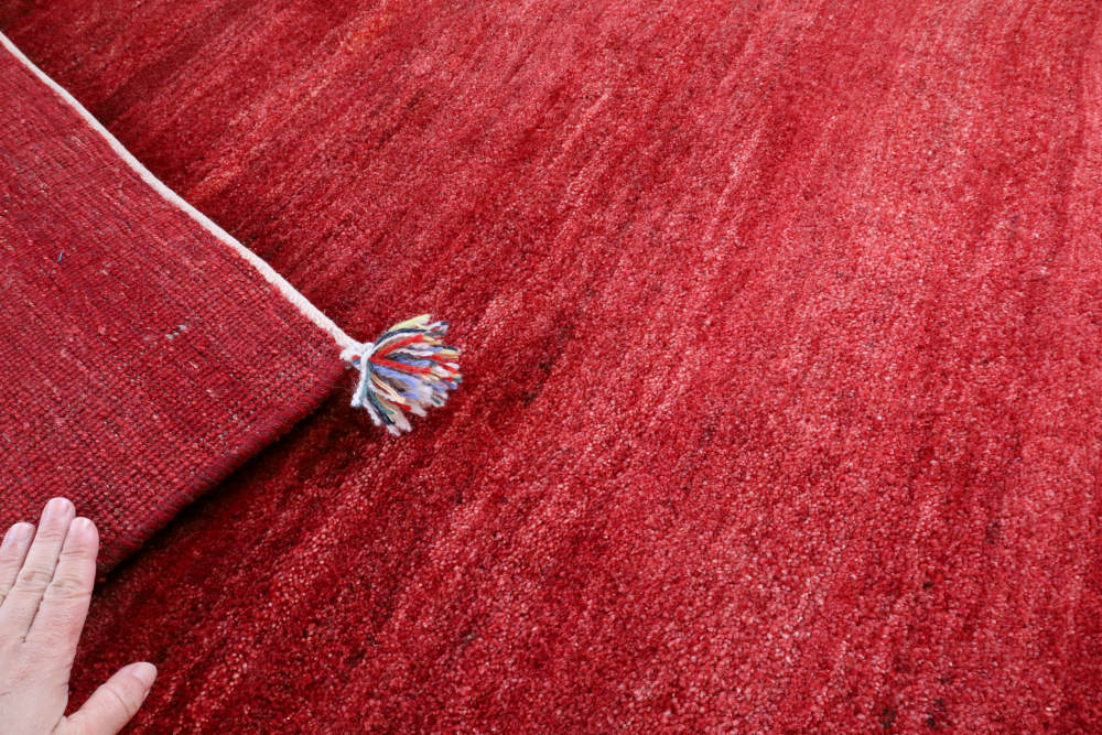 ギャッベ イラン産 197×156cm cg21336 近くから見た様子