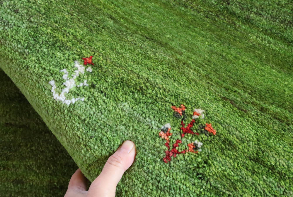 ギャッベ　イラン産　200×149cm　cg21337　毛足の雰囲気