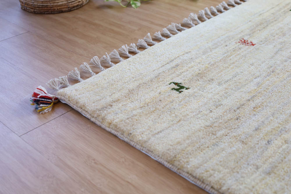 ギャッベ　148×101cm　ナチュラル・アイボリー　イラン産、カシュガイ族手織り3