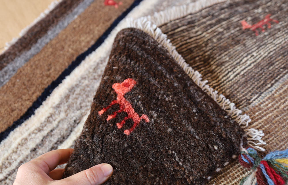 ギャッベ　玄関マットサイズ　83×59cm　ストライプ・ダークブラウン