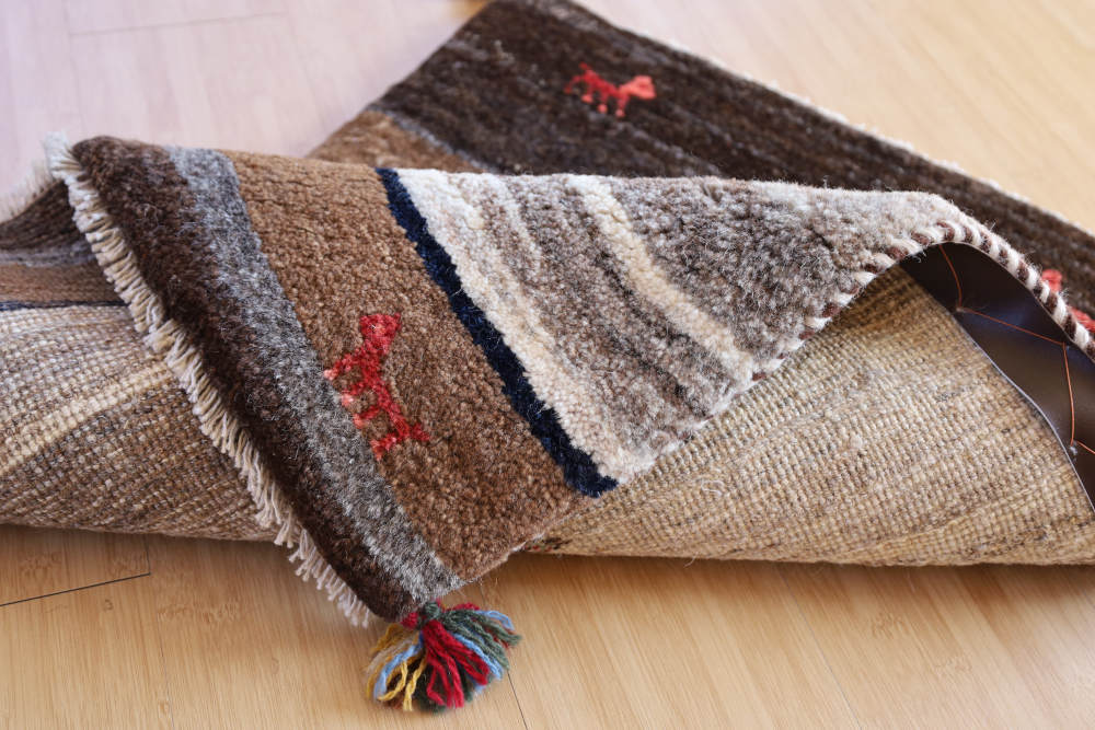 ギャッベ　玄関マットサイズ　83×59cm　ストライプ・ダークブラウン