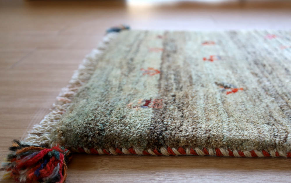 ギャッベ　玄関マットサイズ　91×59cm　淡色