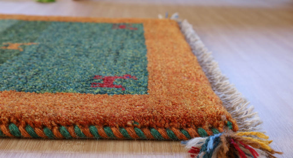 ギャッベ玄関マット　イラン産　70×51cm しっかりと立ち上がった毛足の厚み