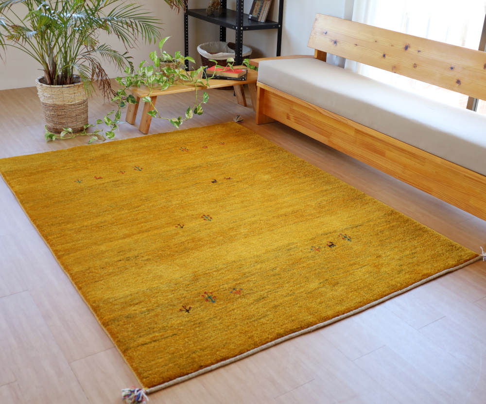 ギャッベ　イラン産　203×153cm　cg21608　正面から見たところ