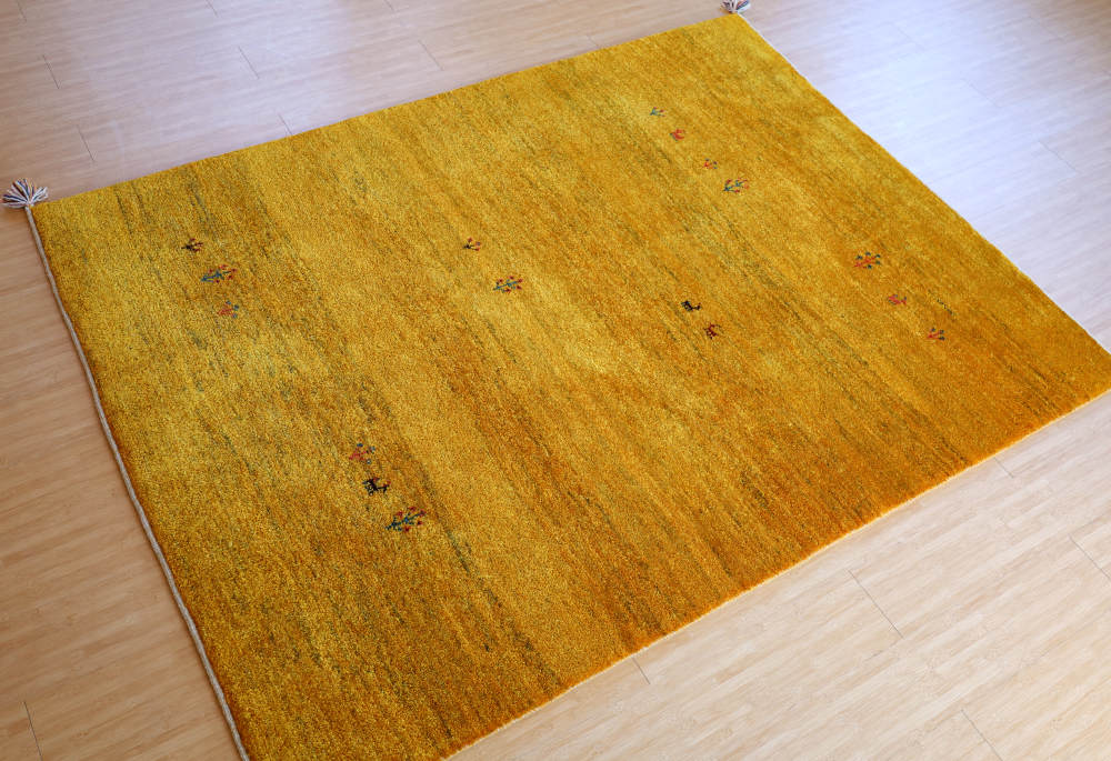 ギャッベ　イラン産　203×153cm　cg21608　横から見たところ