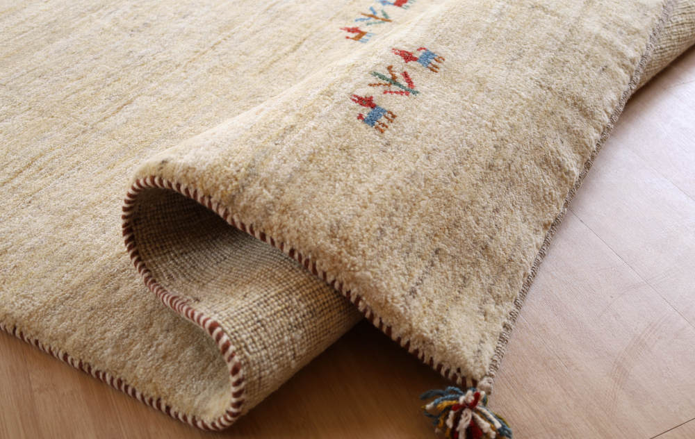 ギャッベ　イラン産　200×149cm　cg21614　毛足の表情や質感