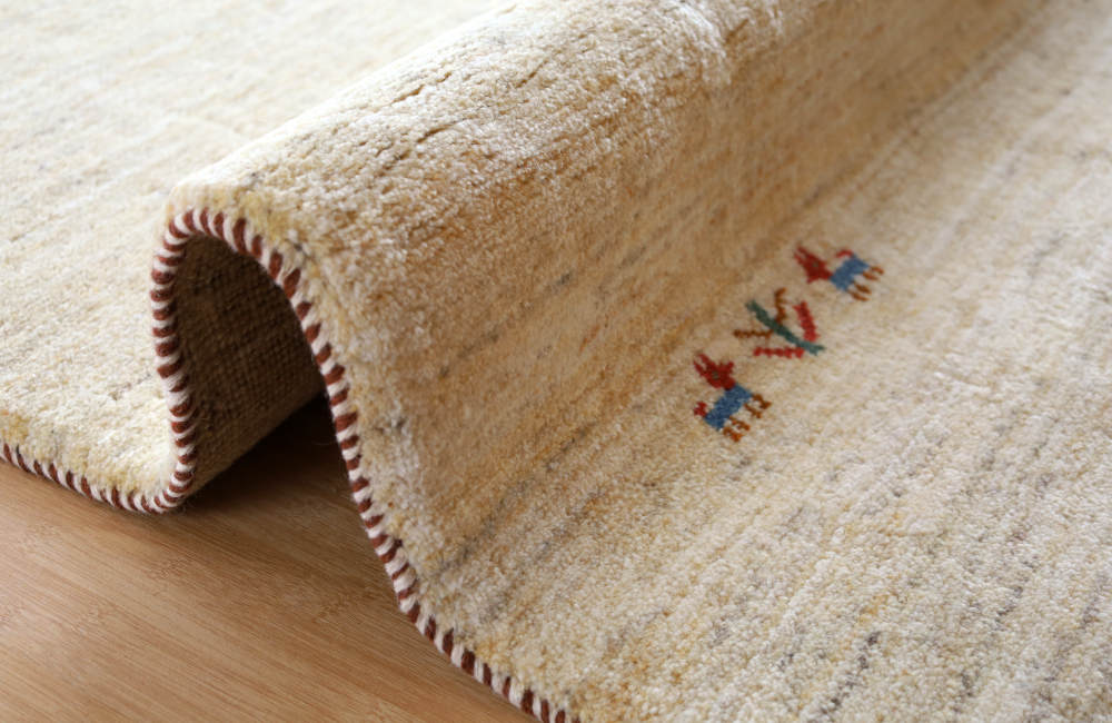 ギャッベ　イラン産　200×149cm　cg21614　端処理や厚み、織り目の様子