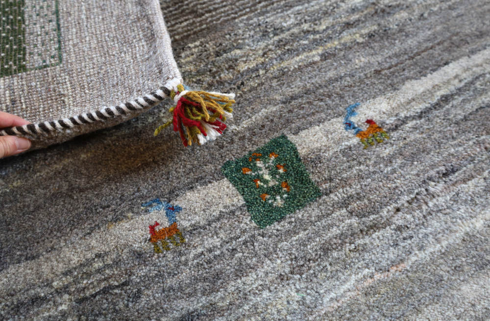 ギャッベ　イラン産　197×151cm　cg21615　部分写真