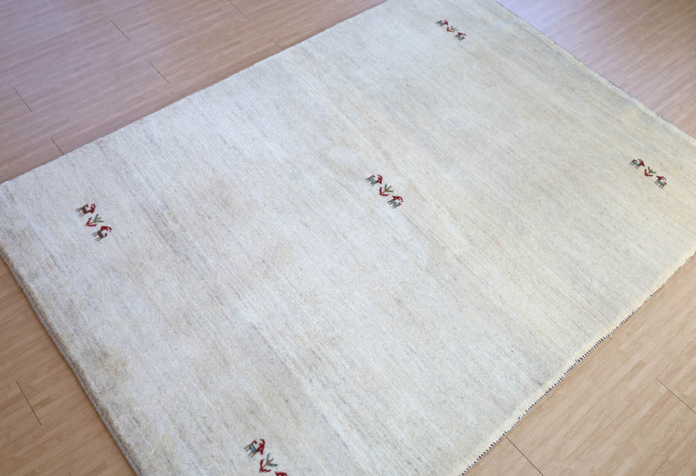 ギャッベ　イラン産　215×157cm　cg21616　横から見たところ