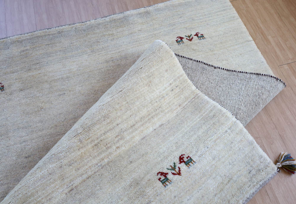 ギャッベ　イラン産　215×157cm　cg21616　端処理や厚み、織り目の様子