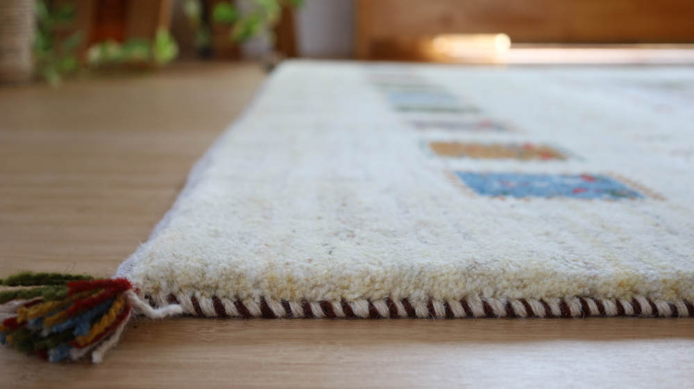 ギャッベ　イラン産　248×174cm　cg21622　毛足の表情や質感