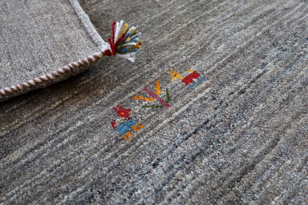 ペルシャギャッベ 　247×171cm　cg21623　端や裏面、近くから見た様子