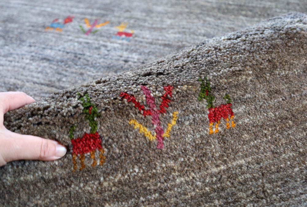 ペルシャギャッベ 　247×171cm　cg21623　柄の様子