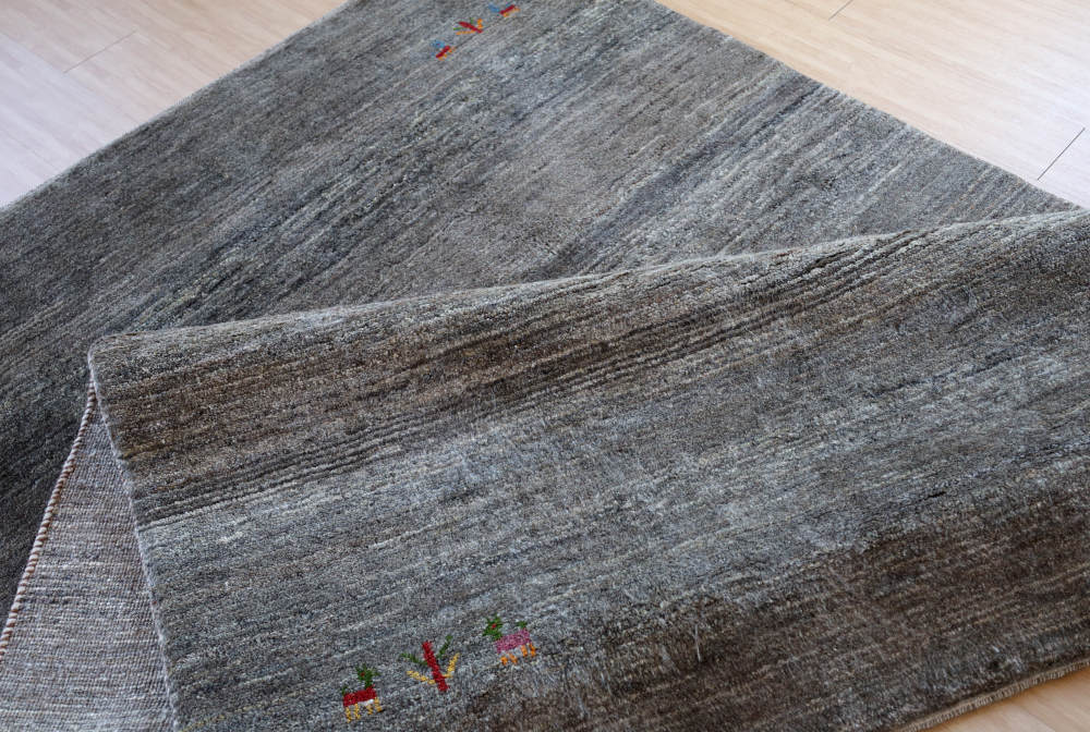 ペルシャギャッベ 　247×171cm　cg21623　色柄の雰囲気