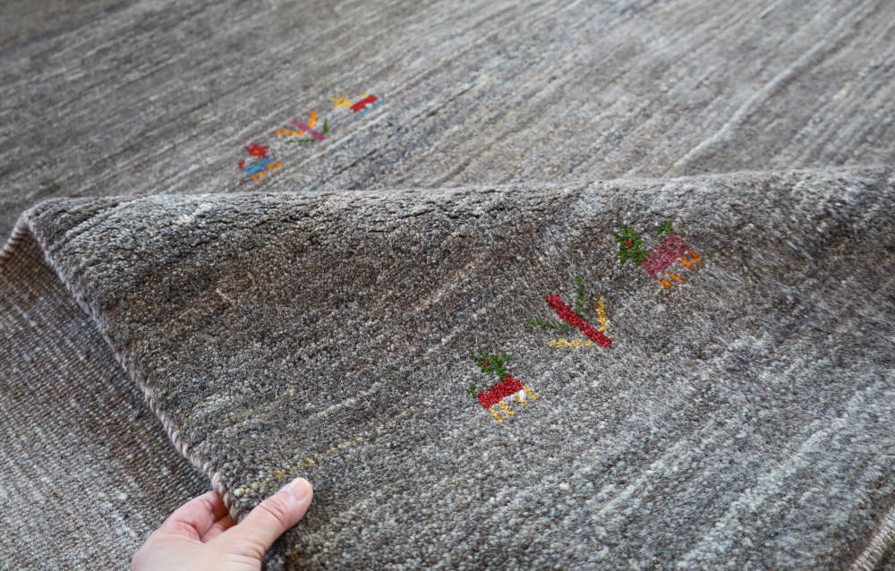 ペルシャギャッベ 　247×171cm　cg21623　毛足の表情や質感