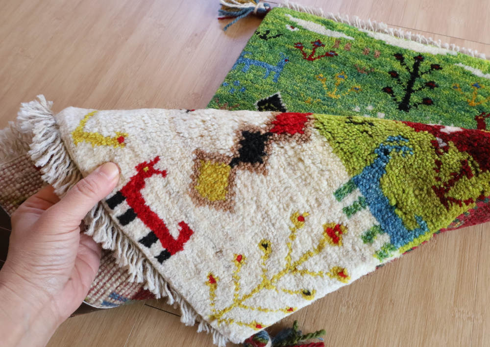 ギャッベミニマット　3色　62×42cm 毛並みや模様の細部