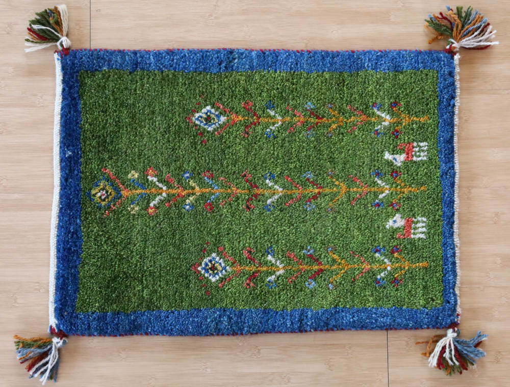 ギャッベミニマット　青×緑　62×44cm 全体像