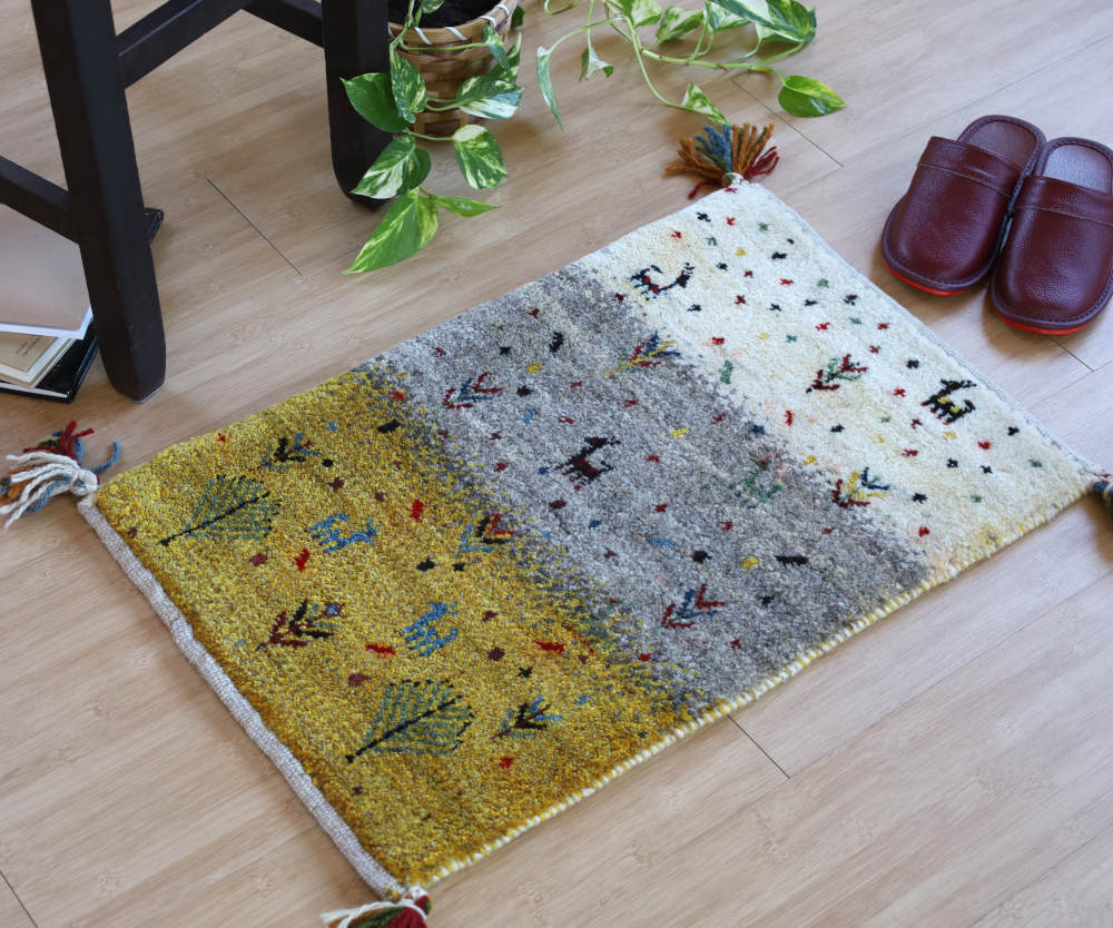 ギャッベミニマット　白×グレー×黄色　65×42cm
                        