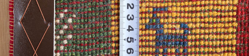 ギャッベミニマット　チェス模様　57×41cm 裏面の織りの様子