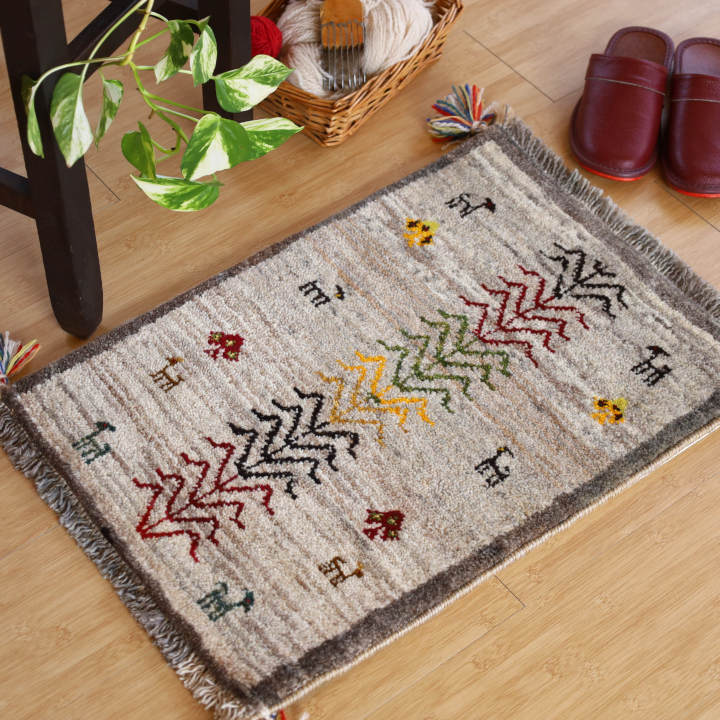 ギャッベ座布団 イラン・シーラーズ産　60×43cm