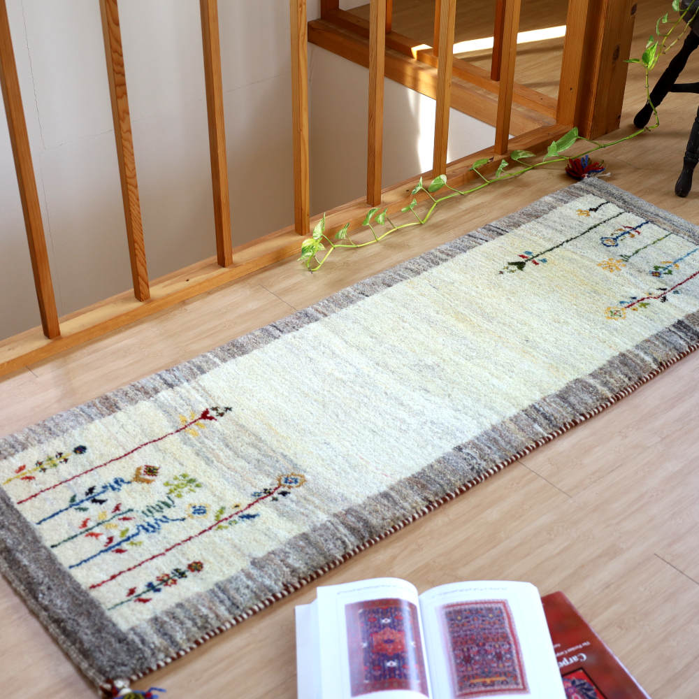 ロングサイズのギャッベ　150×53cm