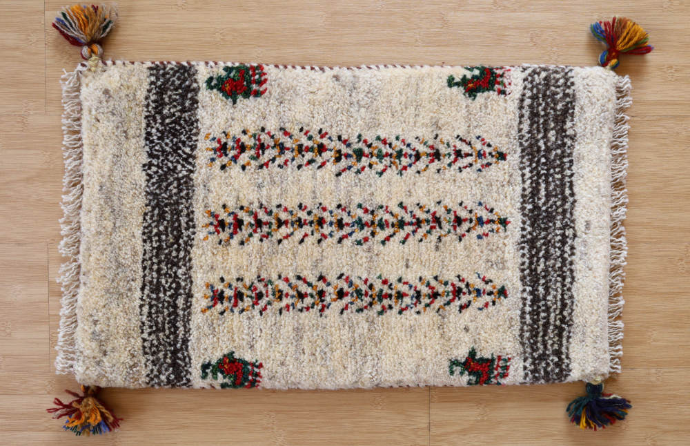 ミニギャッベ 生成りのアイボリー 62×38cm｜クラフトワーク
