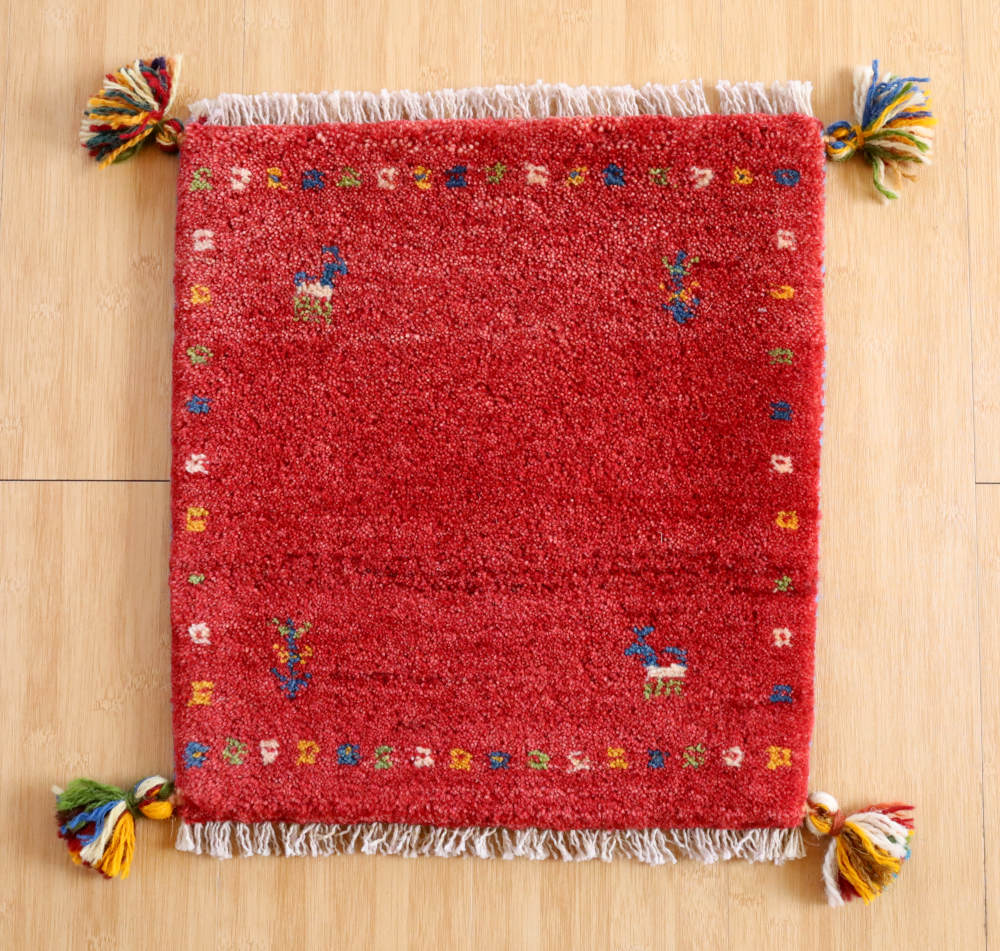 ギャッベ座布団の全体像