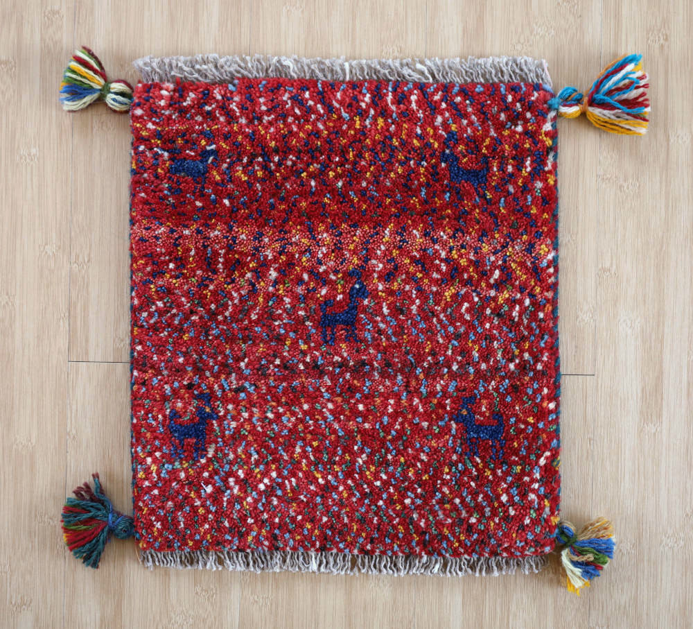 ギャッベ座布団の全体像