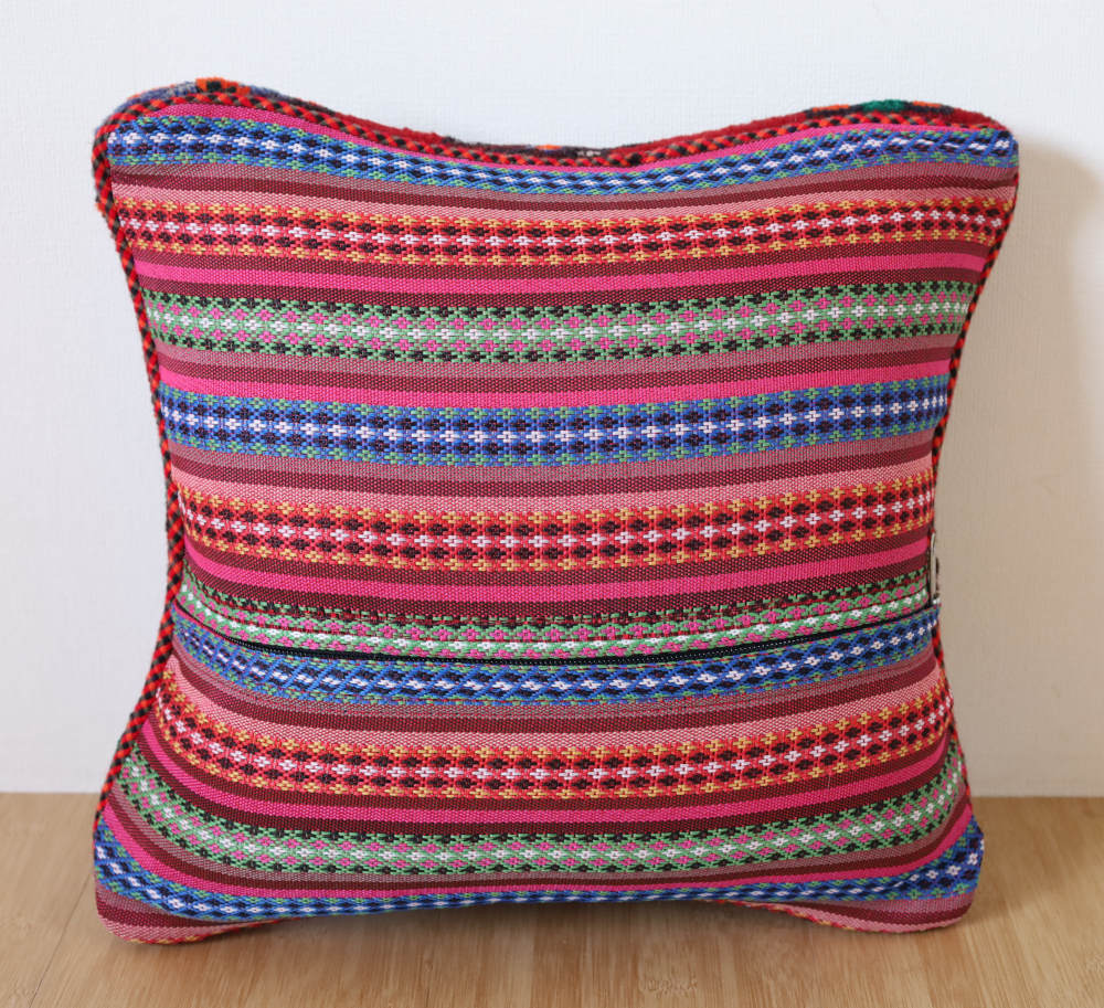 オールドペルシャ絨毯のクッションカバー