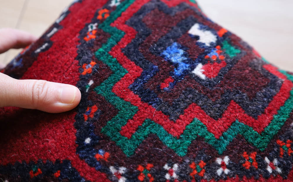 オールドペルシャ絨毯のクッションカバー