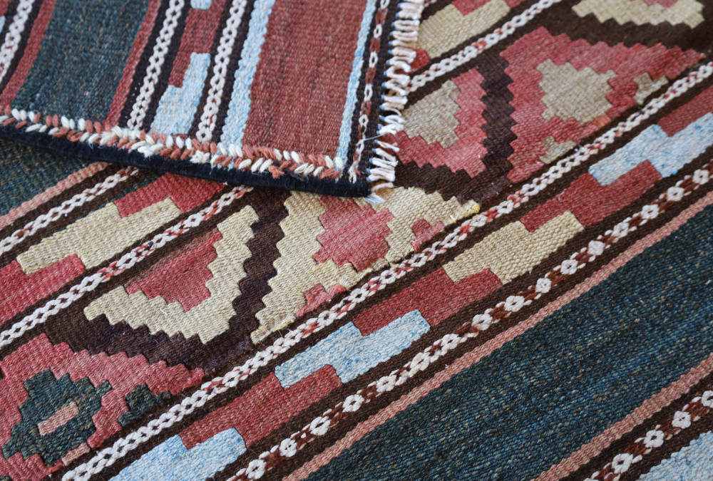 オールドキリム　イラン・アゼルバイジャン地方産　約166×74cm